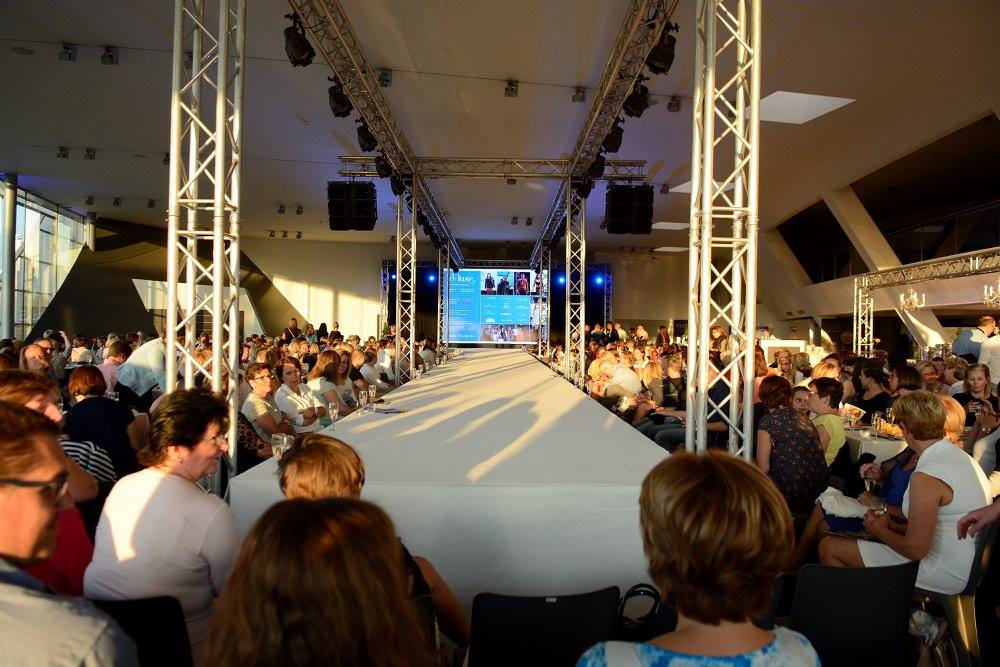 Modeshow D-LUXE 2015