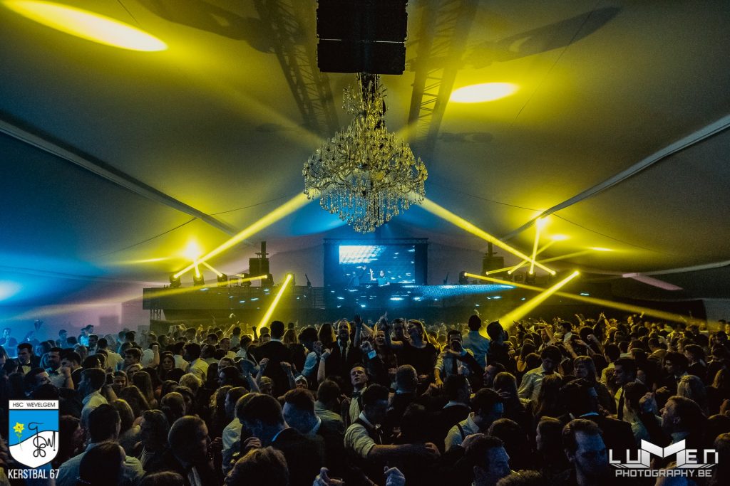 Kerstbal 67