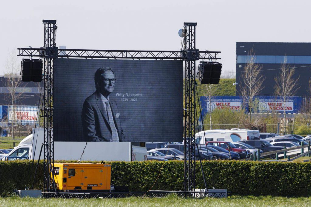 Begrafenis Willy Naessens
